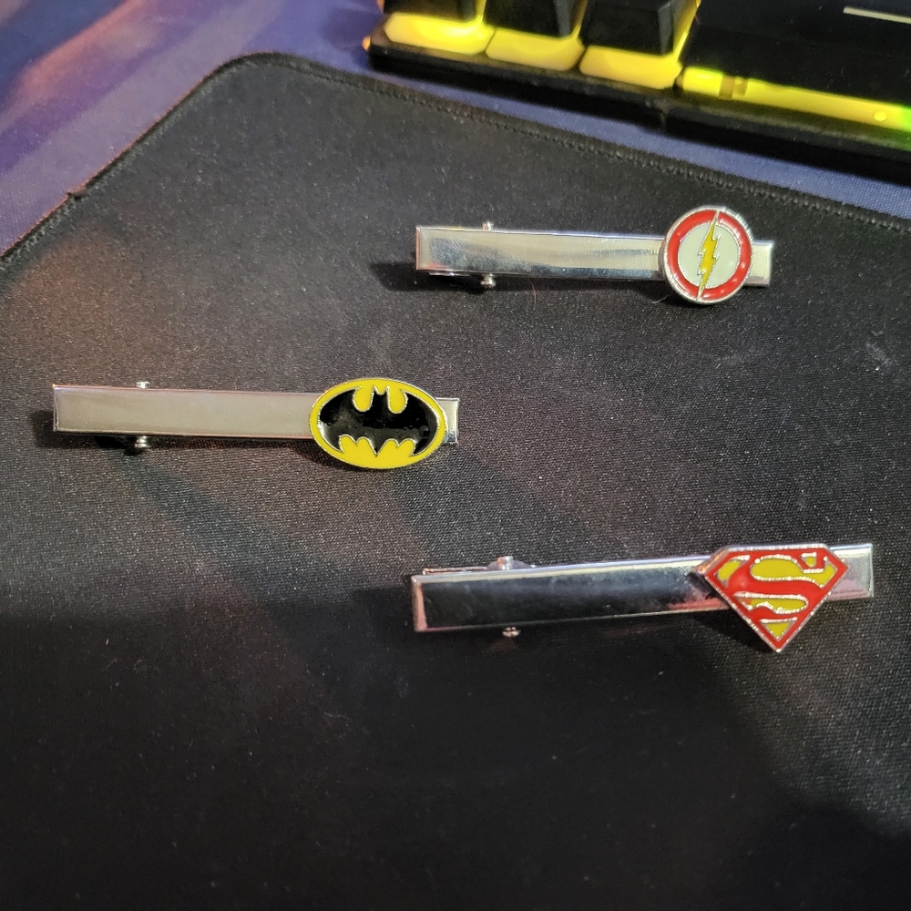 Lot of DC Comics Tie Clips /Stays - Batman - Superman - Flash